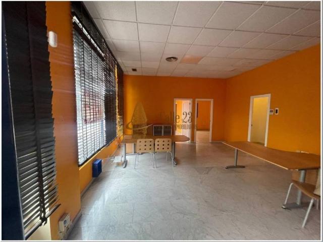 Local Comercial en venta en Comarca Metropolitana de Huelva, Andalucía