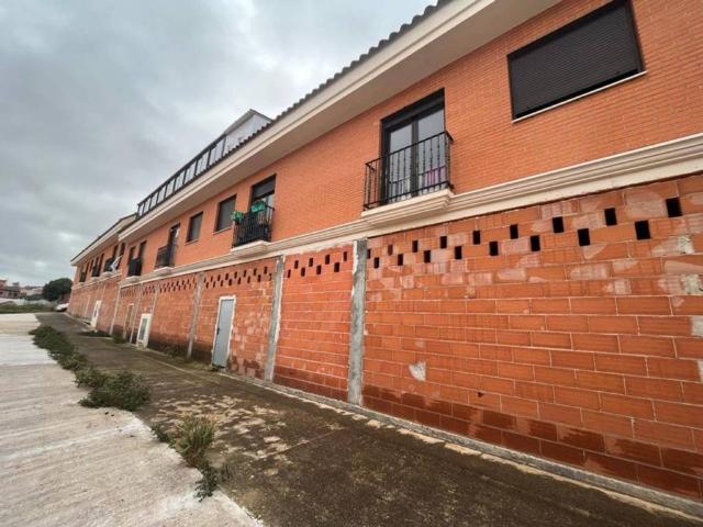 Local Comercial en venta en Recas, Castilla-La Mancha