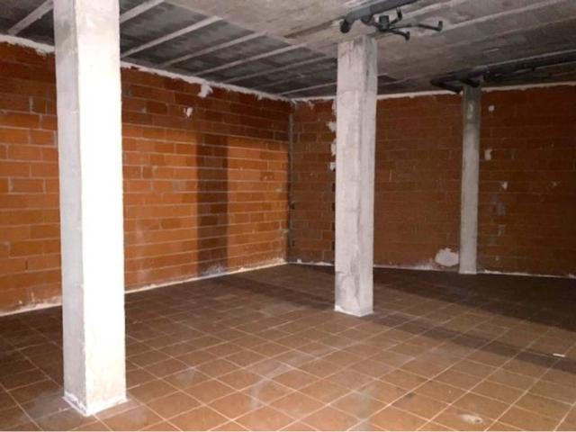 Local Comercial en venta en Recas, Castilla-La Mancha