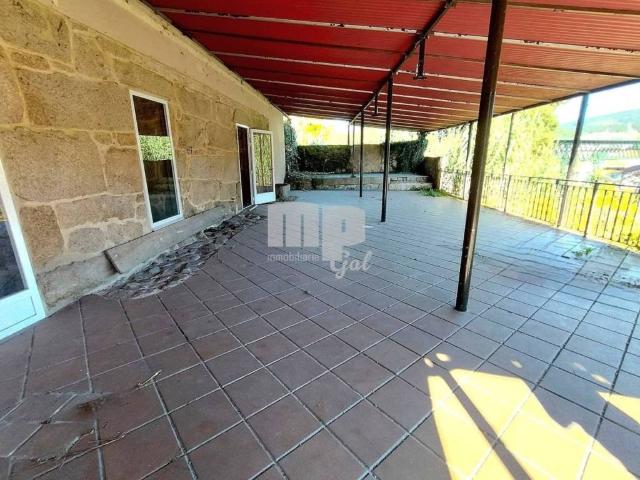 Local Comercial en venta en Redondela, Pontevedra
