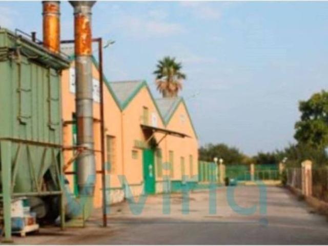 Local Comercial en venta en La Plana de Utiel-Requena, Valencia