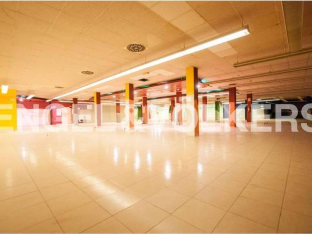 Local Comercial en venta en Ample, Baix Camp