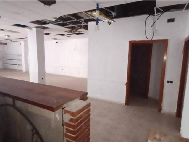 Local Comercial en venta en Reus, Tarragona