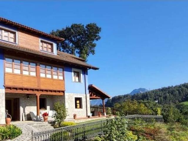 Local Comercial en venta en Ribadesella/Ribeseya, Ribadesella