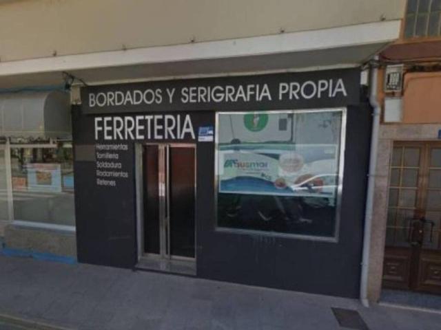 Local Comercial en venta en Ribeira, A Barbanza