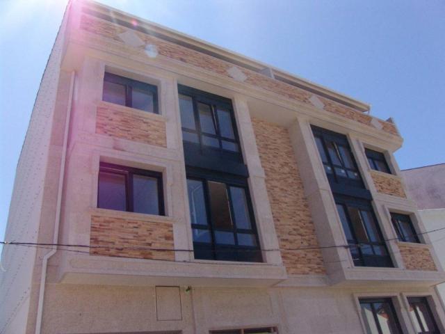 Local Comercial en venta en Ribeira, Fontán