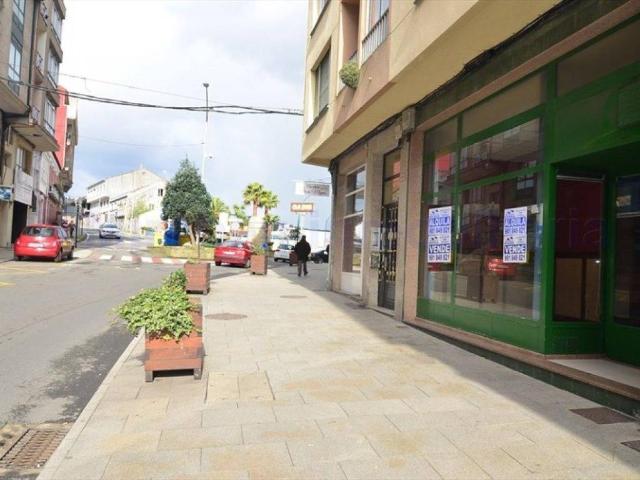 Local Comercial en venta en Ribeira
