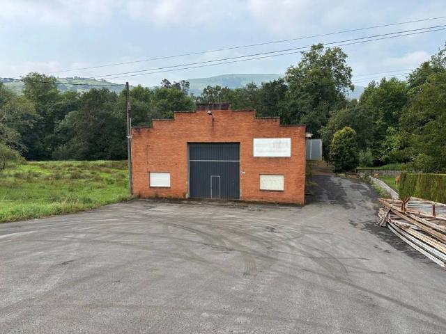 Local Comercial en venta en Riotuerto, Cantabria