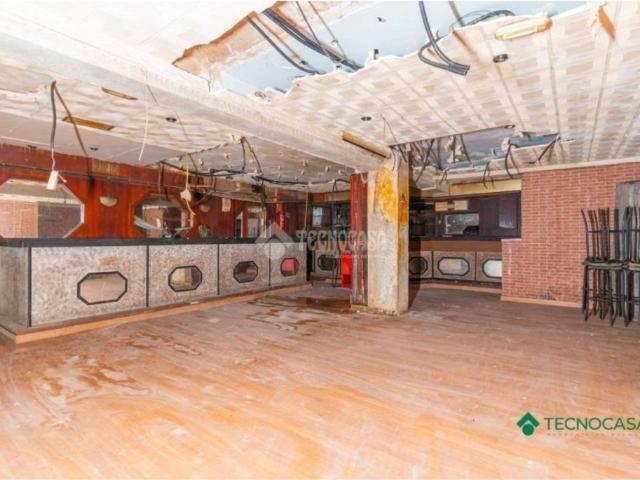 Local Comercial en venta en Roquetas De Mar, Andalucía