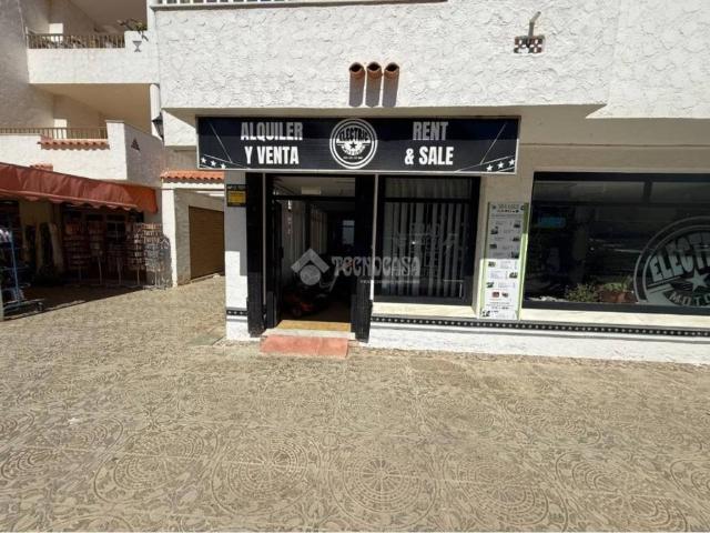 Local Comercial en venta en Roquetas De Mar, Andalucía