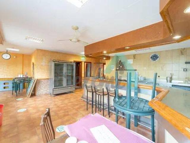 Local Comercial en venta en Salas, Asturias