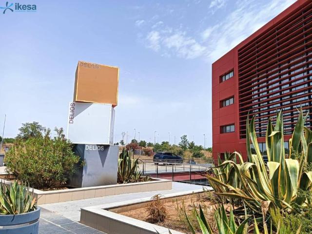 Local Comercial en venta en Salteras, Andalucía