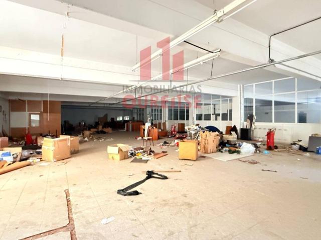 Local Comercial en venta en San Cibrao Das Viñas