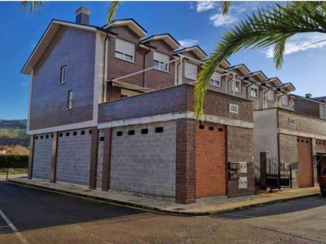 Local Comercial en venta en San Felices de Buelna, Cantabria