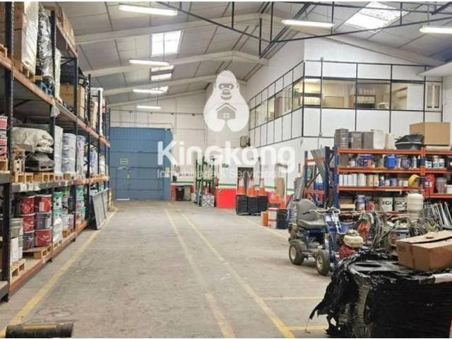 Local Comercial en venta en San Fernando de Henares, Comunidad de Madrid