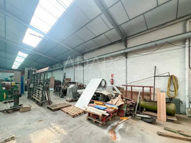Local Comercial en venta en San Fernando de Henares, Comunidad de Madrid