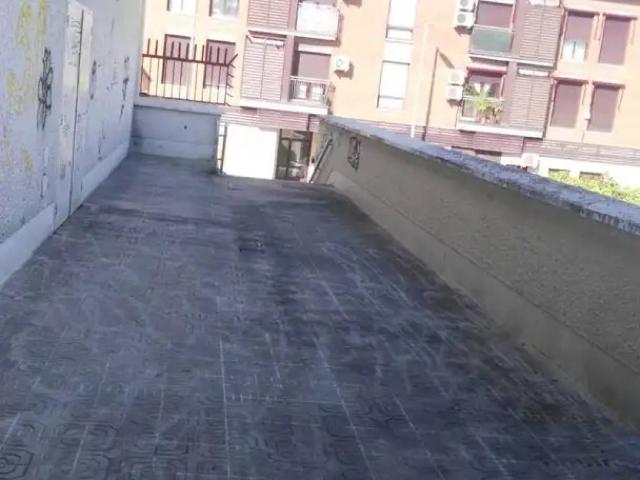 Local Comercial en venta en San Fernando De Henares, Madrid