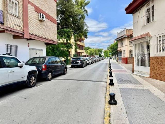 Local Comercial en venta en San Juan De Aznalfarache, Andalucía