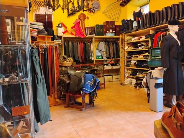 Local Comercial en venta en San Lorenzo De El Escorial, Madrid