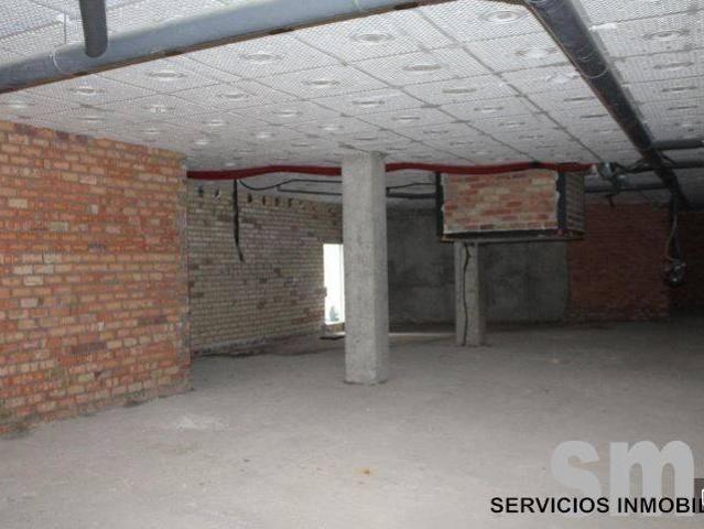 Local Comercial en venta en Sanlúcar La Mayor, Andalucía