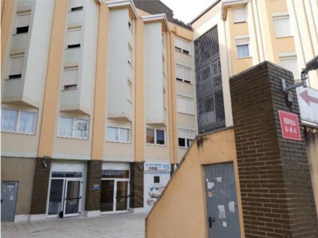Local Comercial en venta en Santa Cruz De Bezana, Cantabria
