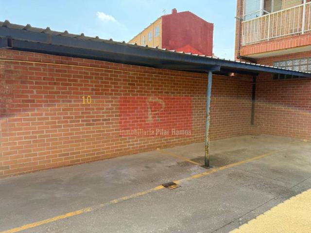 Local Comercial en venta en Santa María Del Páramo, Castilla y León