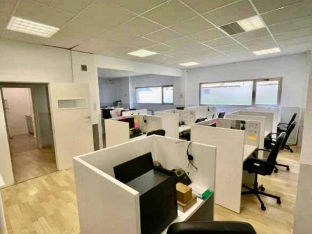 Local Comercial en venta en Peñacastillo, Santander
