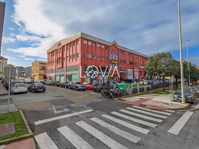 Local Comercial en venta en Cuatro Caminos, Santander