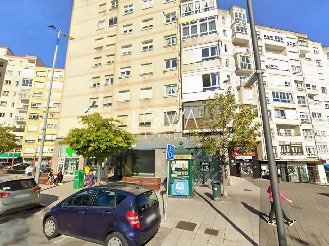 Local Comercial en venta en Tetuán, Santander
