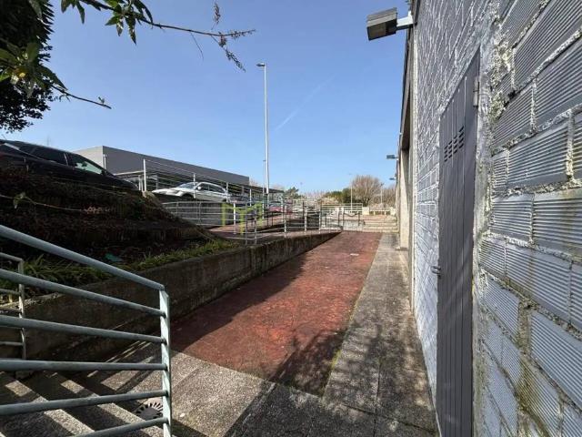 Local Comercial en venta en Santiago de Compostela, Santiago