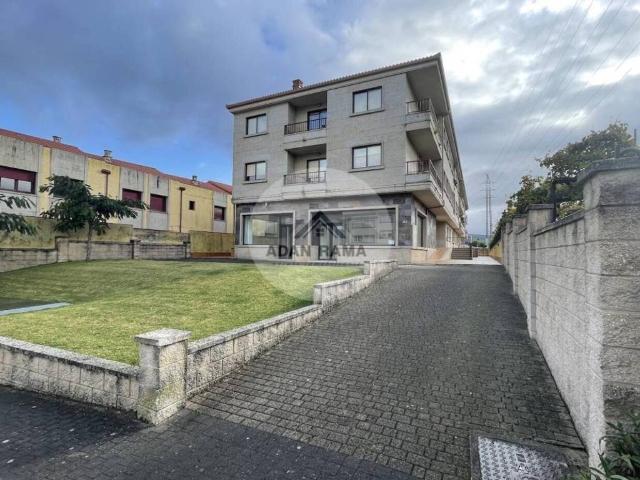 Local Comercial en venta en Sanxenxo