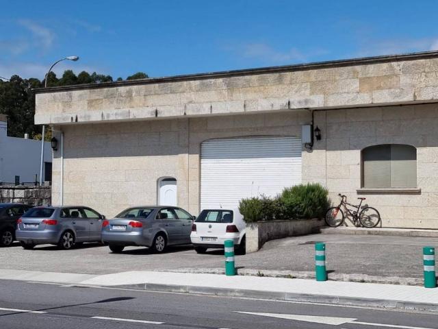 Local Comercial en venta en Sanxenxo