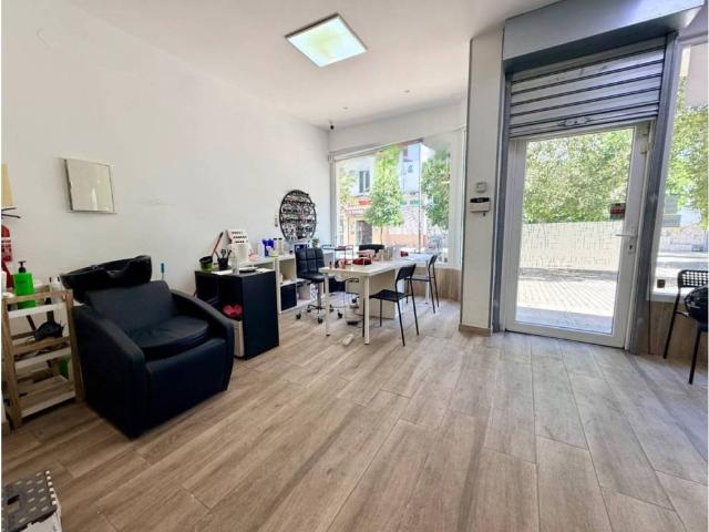 Local Comercial en venta en Sevilla, Andalucía