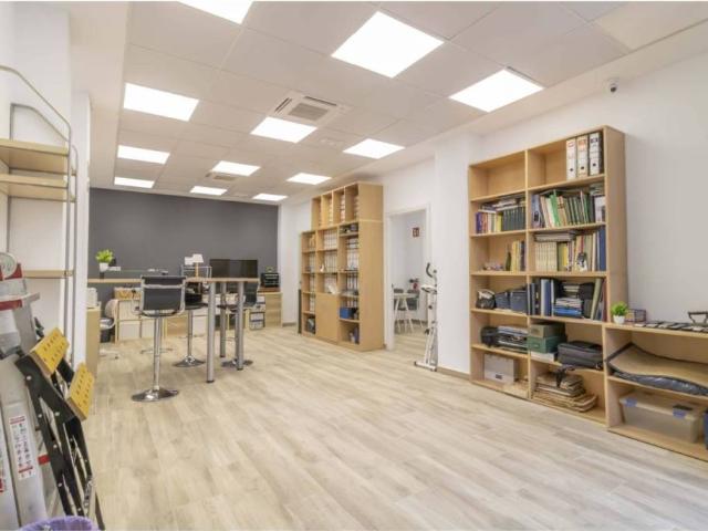Local Comercial en venta en Sevilla, Andalucía