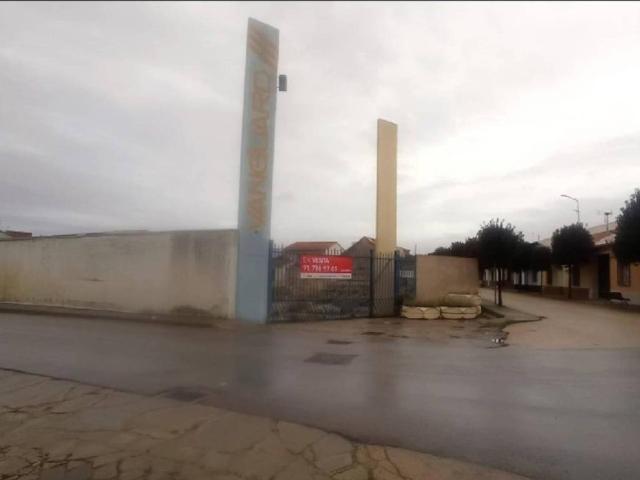 Local Comercial en venta en Socuéllamos, Ciudad Real