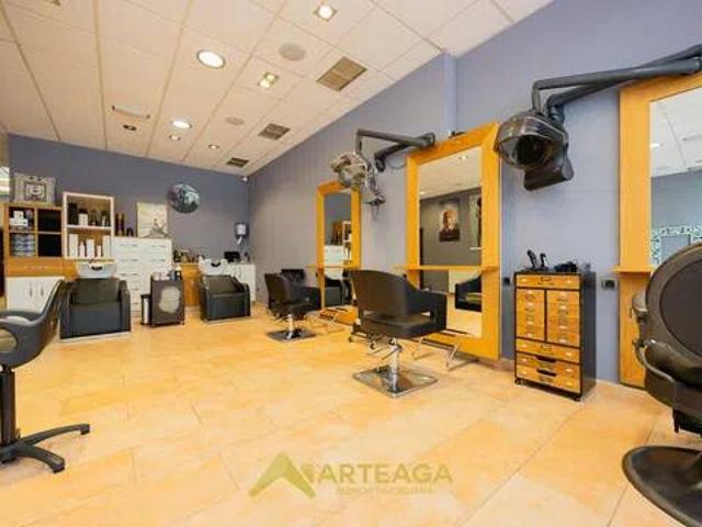 Local Comercial en venta en Sondika, Guipúzcoa