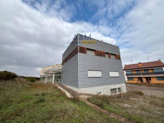 Local Comercial en venta en Sotés, La Rioja