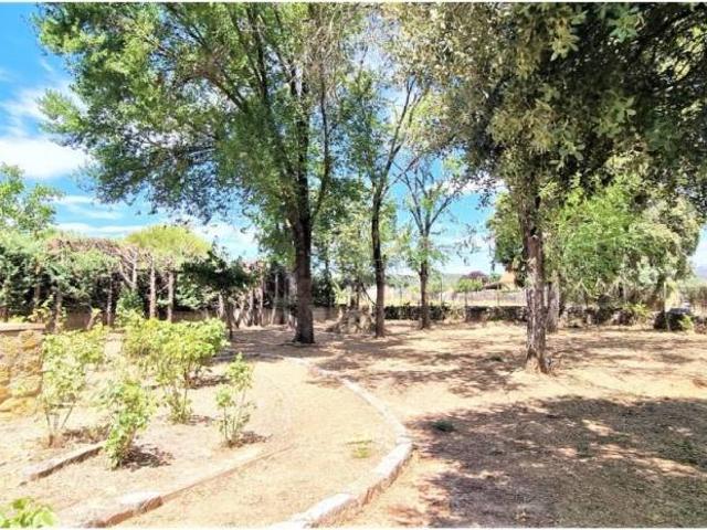 Local Comercial en venta en Tamajón, Castilla-La Mancha