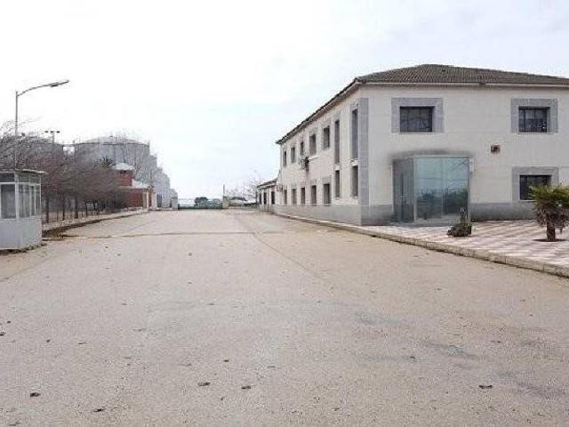 Local Comercial en venta en Tarancón, Castilla-La Mancha