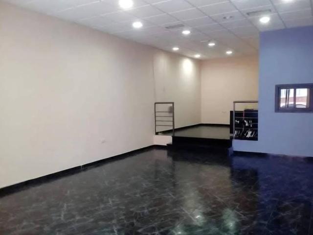 Local Comercial en venta en Tarancón, Castilla-La Mancha