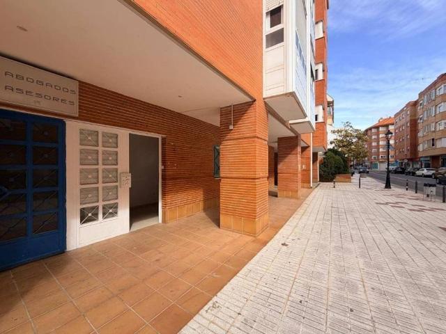 Local Comercial en venta en Tarancón, Castilla-La Mancha