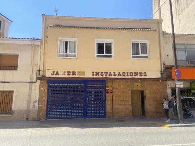 Local Comercial en venta en Tarancón, Castilla-La Mancha