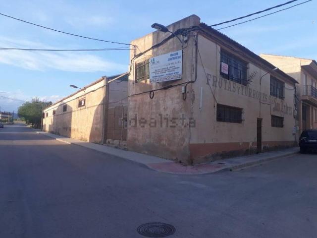Local Comercial en venta en Tobarra, Castilla-La Mancha