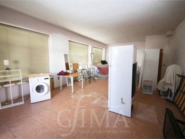 Local Comercial en venta en Tomelloso, Castilla-La Mancha
