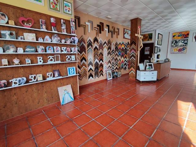Local Comercial en venta en Tomelloso, Castilla-La Mancha