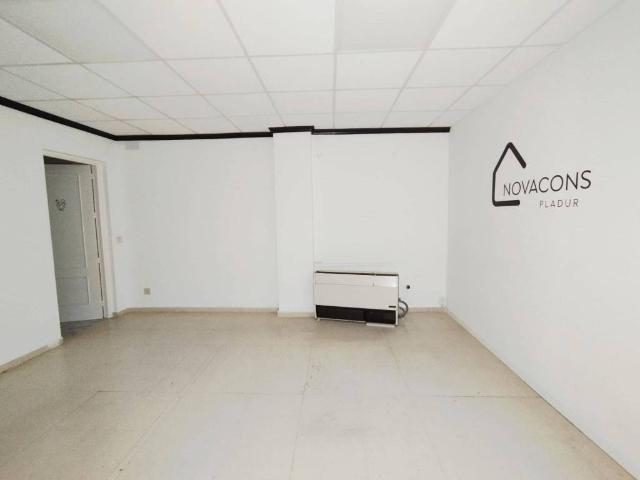 Local Comercial en venta en Tomelloso, Castilla-La Mancha