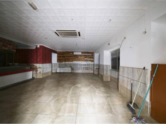 Local Comercial en venta en Tomelloso, Castilla-La Mancha