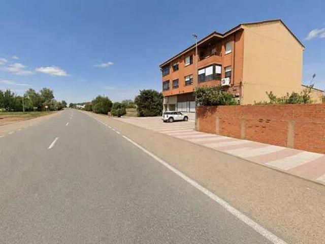 Local Comercial en venta en Toral De Los Guzmanes, Castilla y León