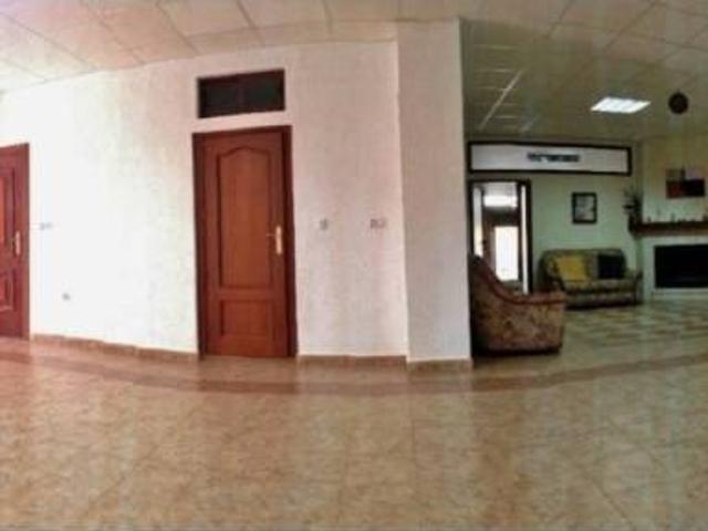 Local Comercial en venta en Torredonjimeno, Jaén