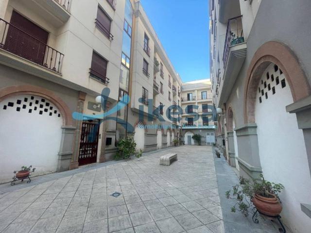 Local Comercial en venta en Torredonjimeno, Andalucía
